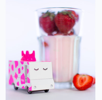 Candylab Moo Milk Strawberry | Candylab