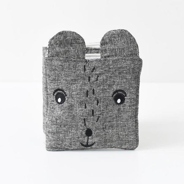 Wee Gallery Books Friends in the wold Lucas loves cars