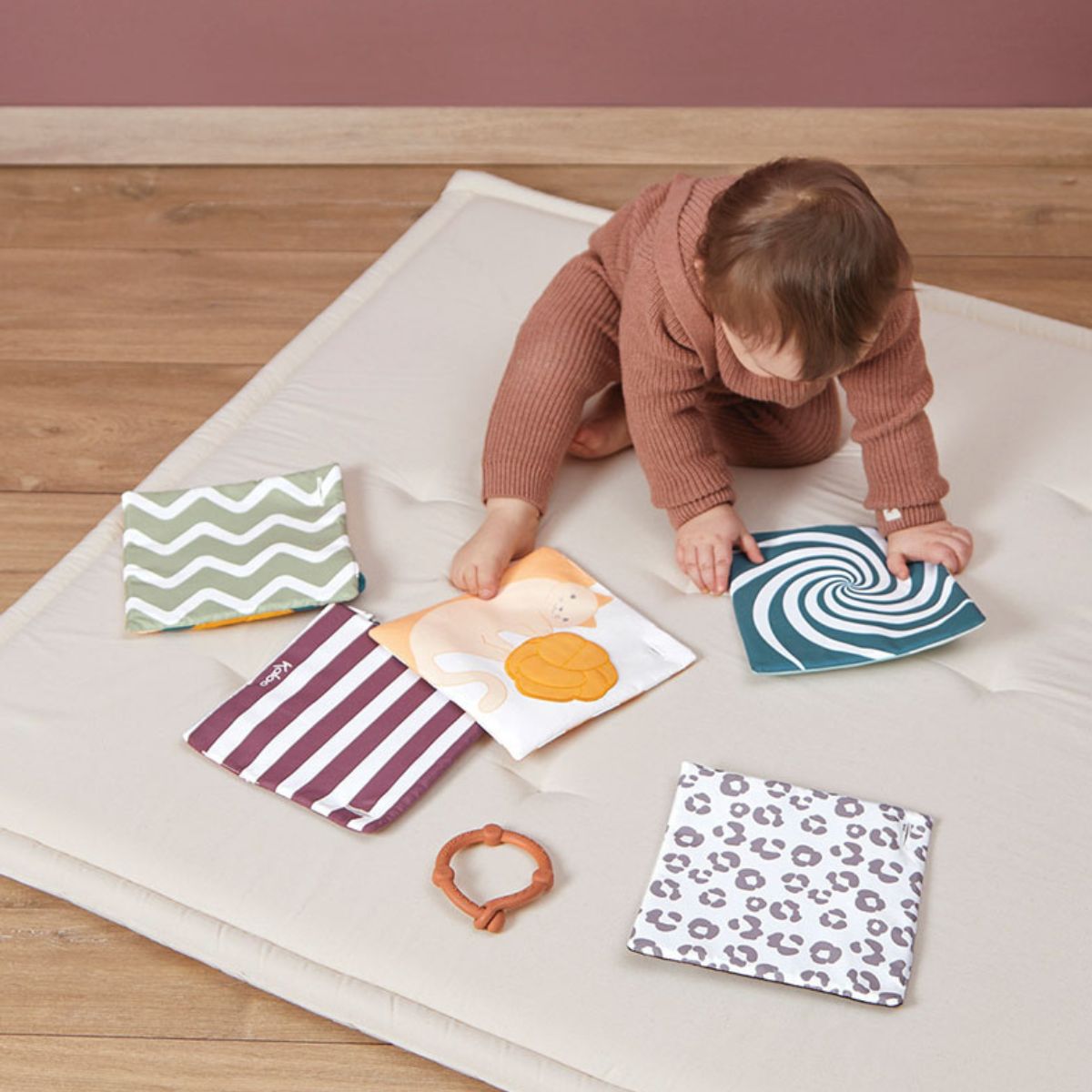 Kaloo Stimuli Soft Sensory Book | Kaloo