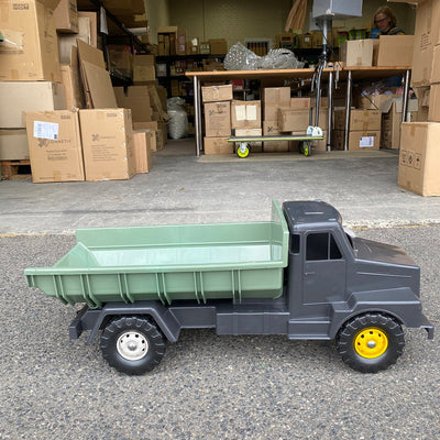 Dantoy Green Bean Dump Truck | Dantoy