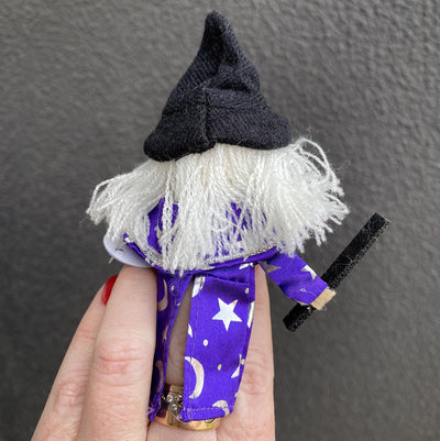 Fiesta Crafts Finger Puppet Wizard | Fiesta Crafts