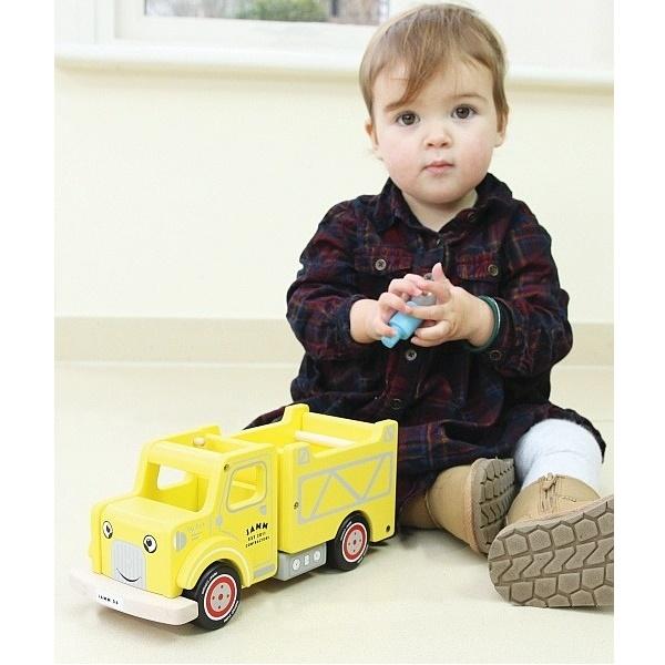 Indigo Jamm |  Dump Truck  | Trucks for 2 year olds  | Lucas loves cars 