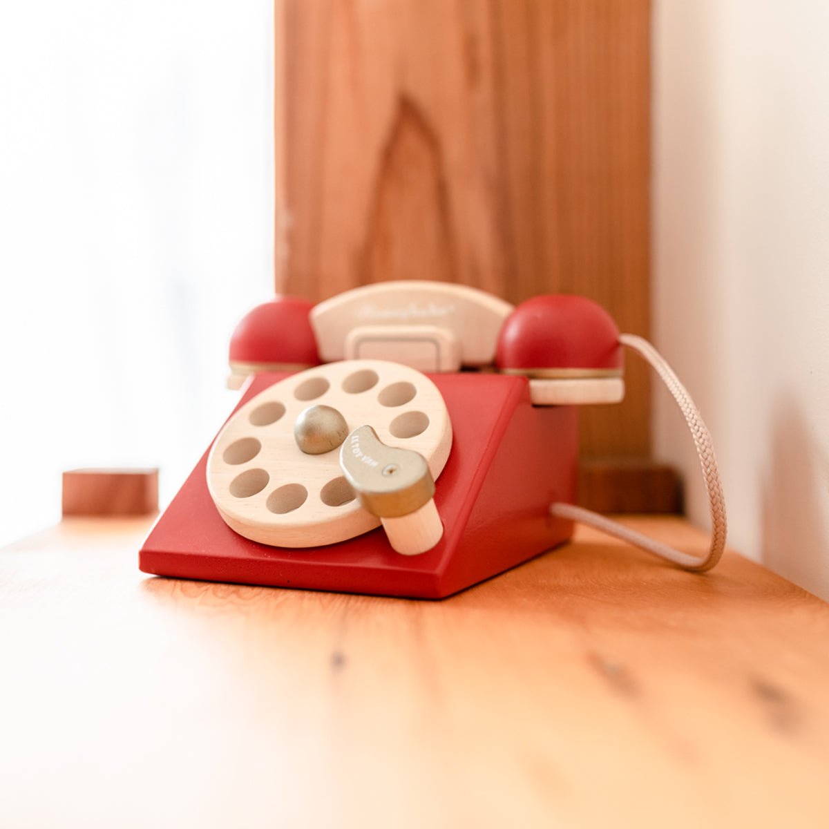 Vintage Wooden Phone | Le Toy Van