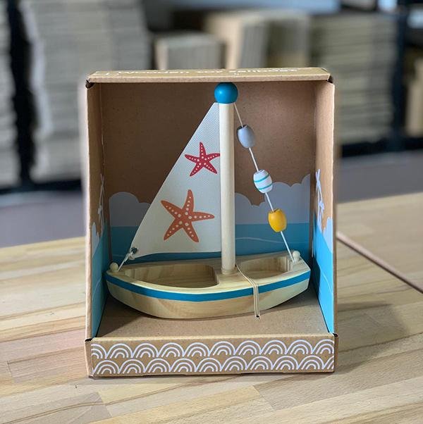 Wooden large sail boat | Toyslink